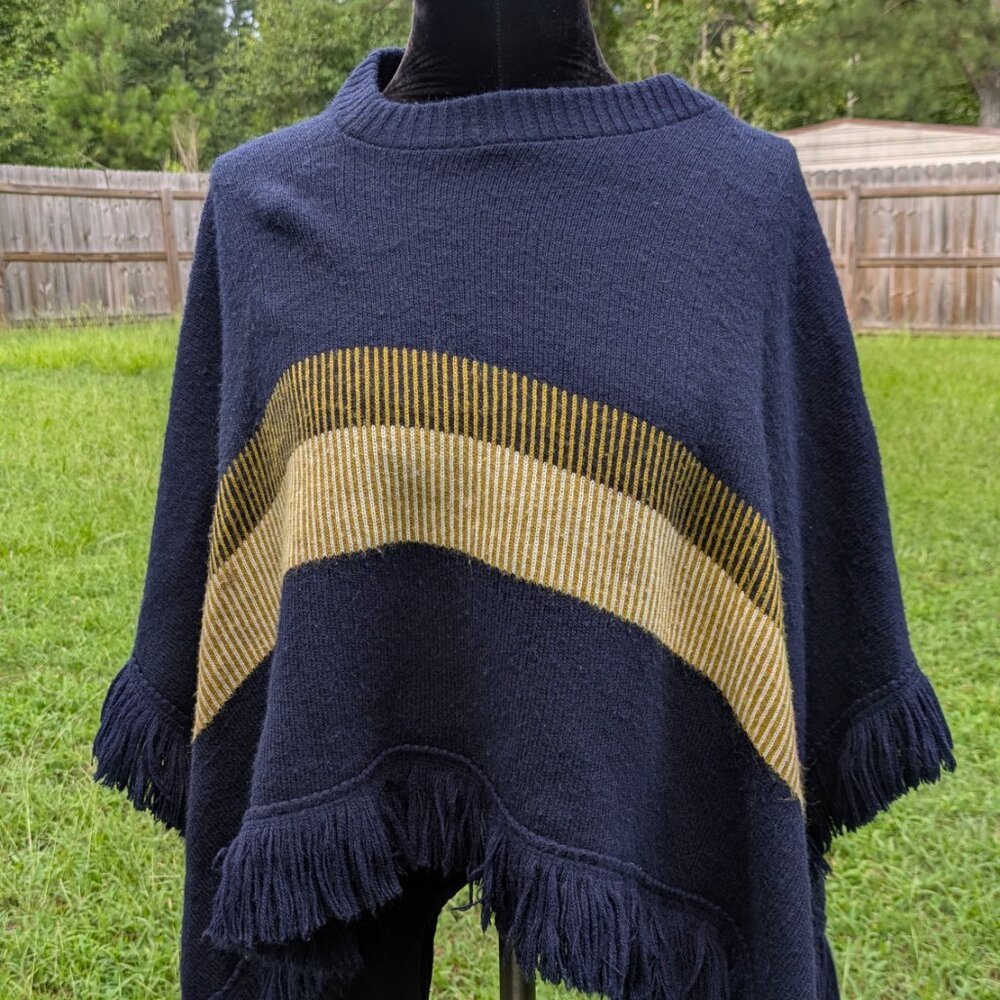 Vintage Bradley Poncho Blue and Gold - Picture 3 of 6